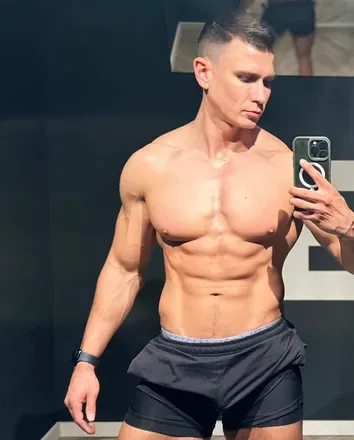 OnlyFans cuenta mrdeepvoicefree avatar 1