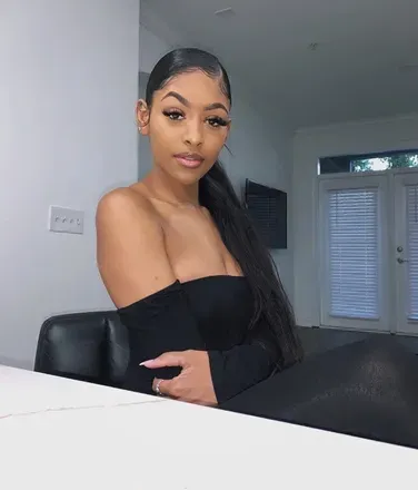 OnlyFans cuenta karmen2 avatar 1