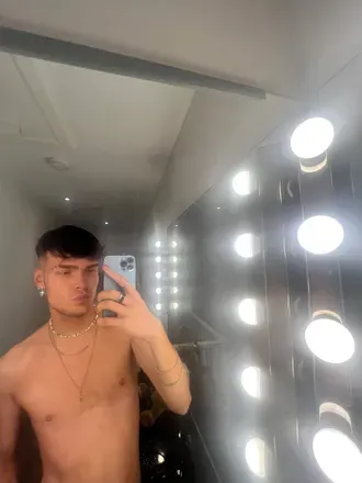 OnlyFans cuenta jj2444 avatar 1