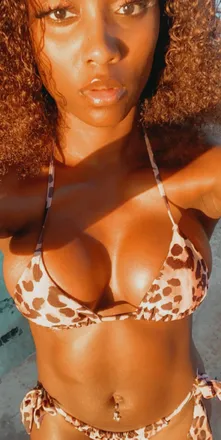 OnlyFans cuenta u27066695 header 2