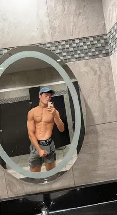 OnlyFans cuenta loganjock header 2