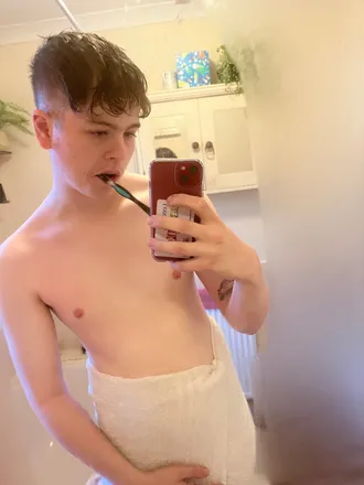 OnlyFans cuenta slimshady0090 header 2