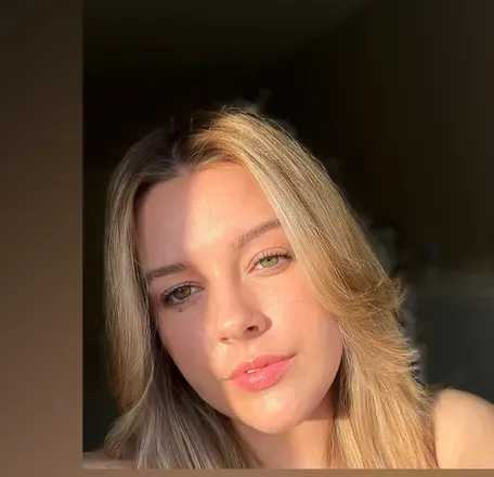 OnlyFans cuenta brokefortara avatar 1