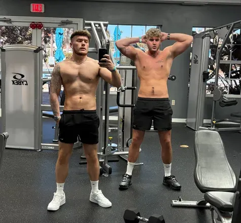 OnlyFans cuenta twomascbritishlads avatar 1
