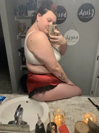 OnlyFans cuenta curvygirllxx avatar 1