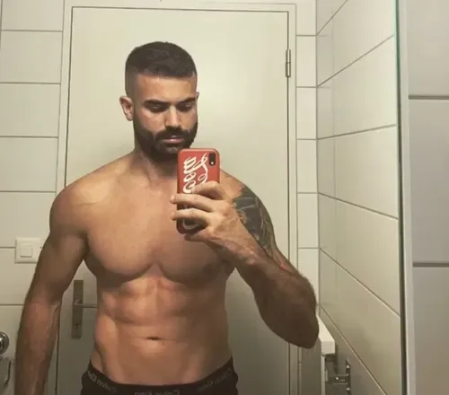 OnlyFans account  lloydfit header 2