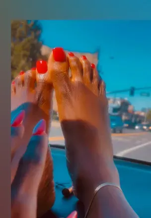 OnlyFans account  kissmysexysoftfeet avatar 1
