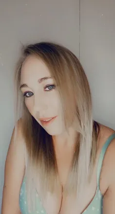 OnlyFans cuenta tabbyxoxo32 header 2