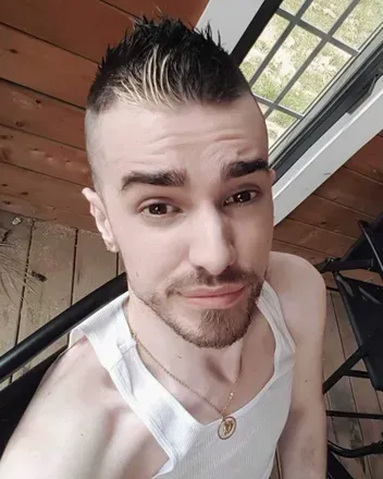 OnlyFans cuenta luxurisfurry avatar 1