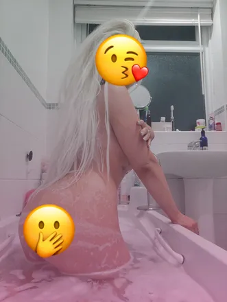 OnlyFans cuenta u228590890 header 2