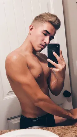 OnlyFans cuenta ronniesavage avatar 1