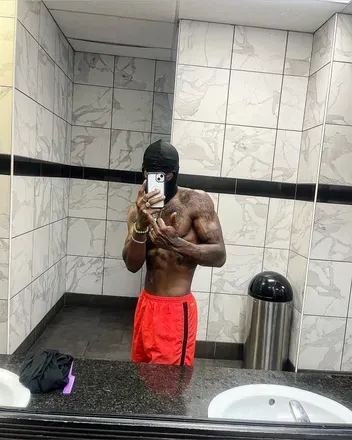 OnlyFans cuenta toxicariezzz avatar 1