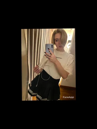 OnlyFans cuenta yourlittledemooon header 2