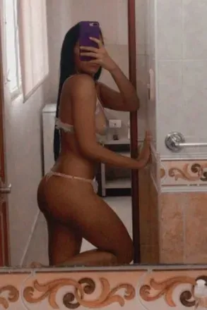 OnlyFans cuenta carinabrown avatar 1