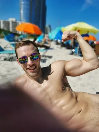 OnlyFans cuenta adam_stone_xxx header 2