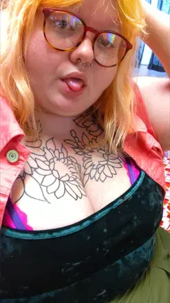 OnlyFans cuenta sunflower_squish avatar 1