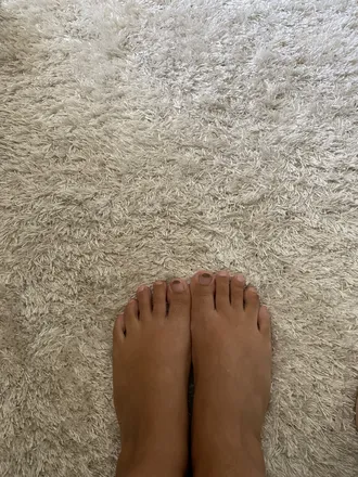 OnlyFans cuenta sexwhitmyfeet header 2