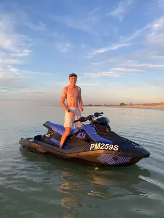 OnlyFans account  hey_dan avatar 1