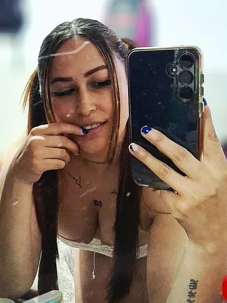 OnlyFans account  tutoxica_favorita header 2