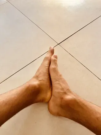 OnlyFans account  mytwolittlefeet avatar 1