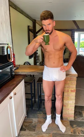 OnlyFans cuenta mralexd63 header 2