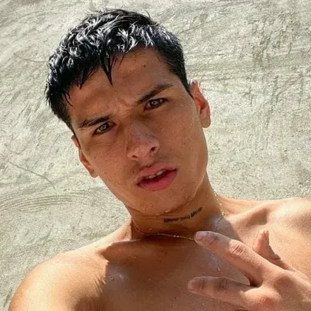 OnlyFans of andru_parra21