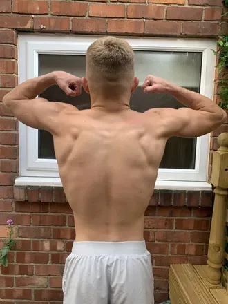 OnlyFans cuenta russ3lljoe header 2