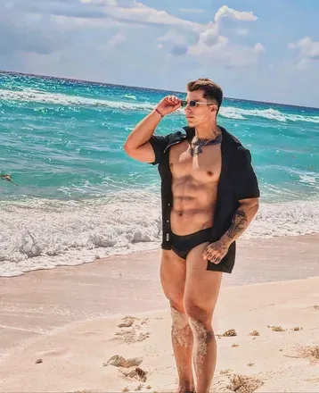 OnlyFans cuenta ezeolivares avatar 1