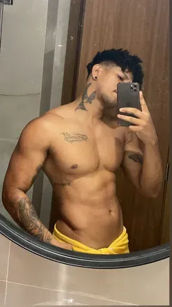 OnlyFans cuenta risleyof avatar 1