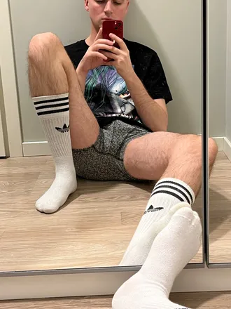 OnlyFans cuenta gyerty header 2