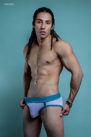 OnlyFans cuenta cedric_strip header 2