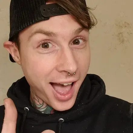OnlyFans account  whiskeytickle avatar 1
