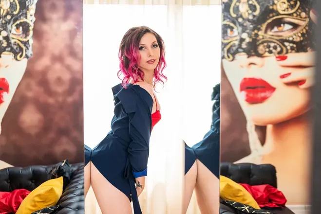 OnlyFans account  yvonnepeaches avatar 1