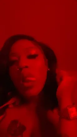 OnlyFans cuenta bellabricks69 avatar 1