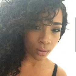 OnlyFans account  skyeszone avatar 1