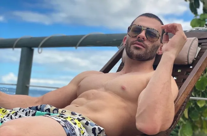 OnlyFans cuenta lhmillennials header 2