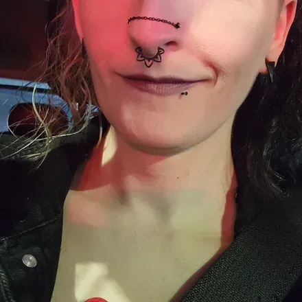 OnlyFans cuenta neuroticerotic avatar 1