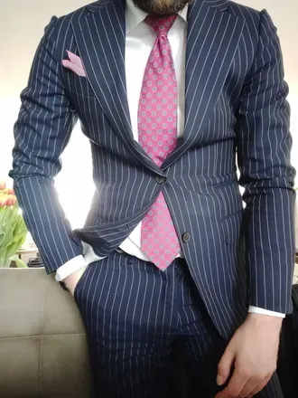 OnlyFans cuenta suitedsirdutch avatar 1