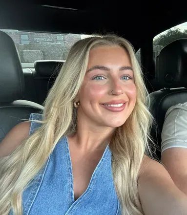 OnlyFans cuenta blueeyedblondei avatar 1