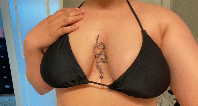 OnlyFans cuenta babyrosiee header 2