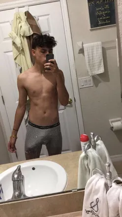 OnlyFans cuenta bicuriouspxpi header 2