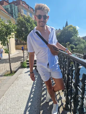 OnlyFans cuenta damisada header 2