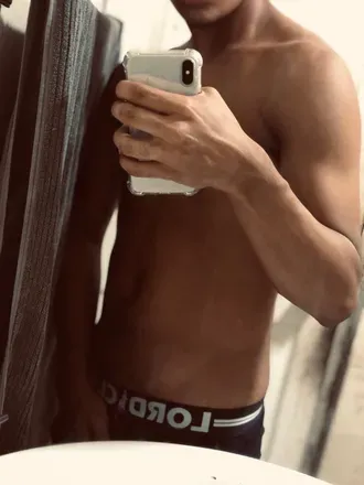 OnlyFans cuenta abraham.07b avatar 1