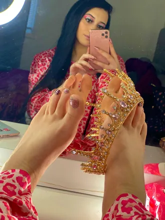 OnlyFans cuenta mkfeeeet header 2