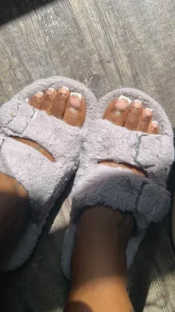 OnlyFans cuenta adoredimplesfeeties avatar 1