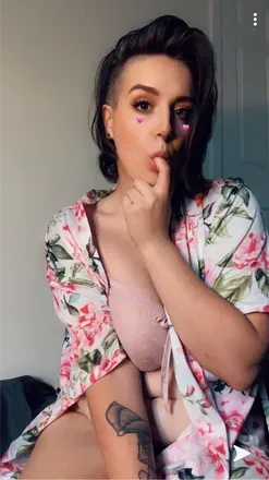 OnlyFans cuenta punkgrandma avatar 1