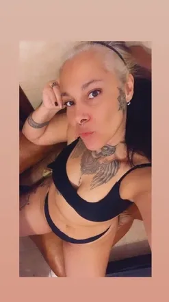 OnlyFans cuenta nurissmar header 2