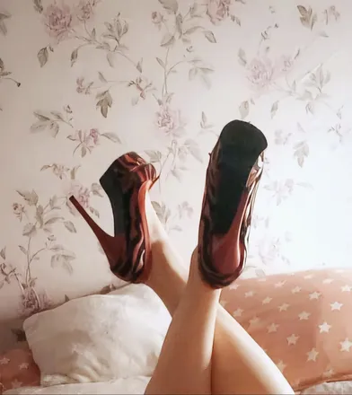OnlyFans cuenta luna_soles header 2