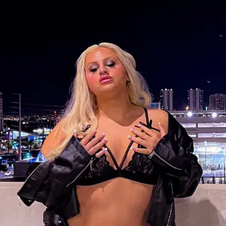 OnlyFans cuenta naomiplatinumfree avatar 1