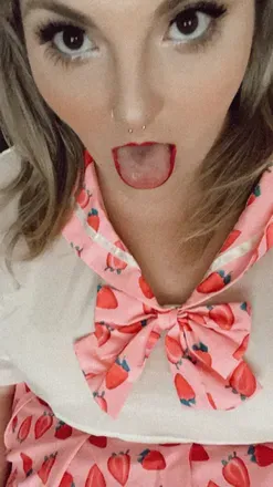 OnlyFans cuenta hiddenemberxoxo avatar 1